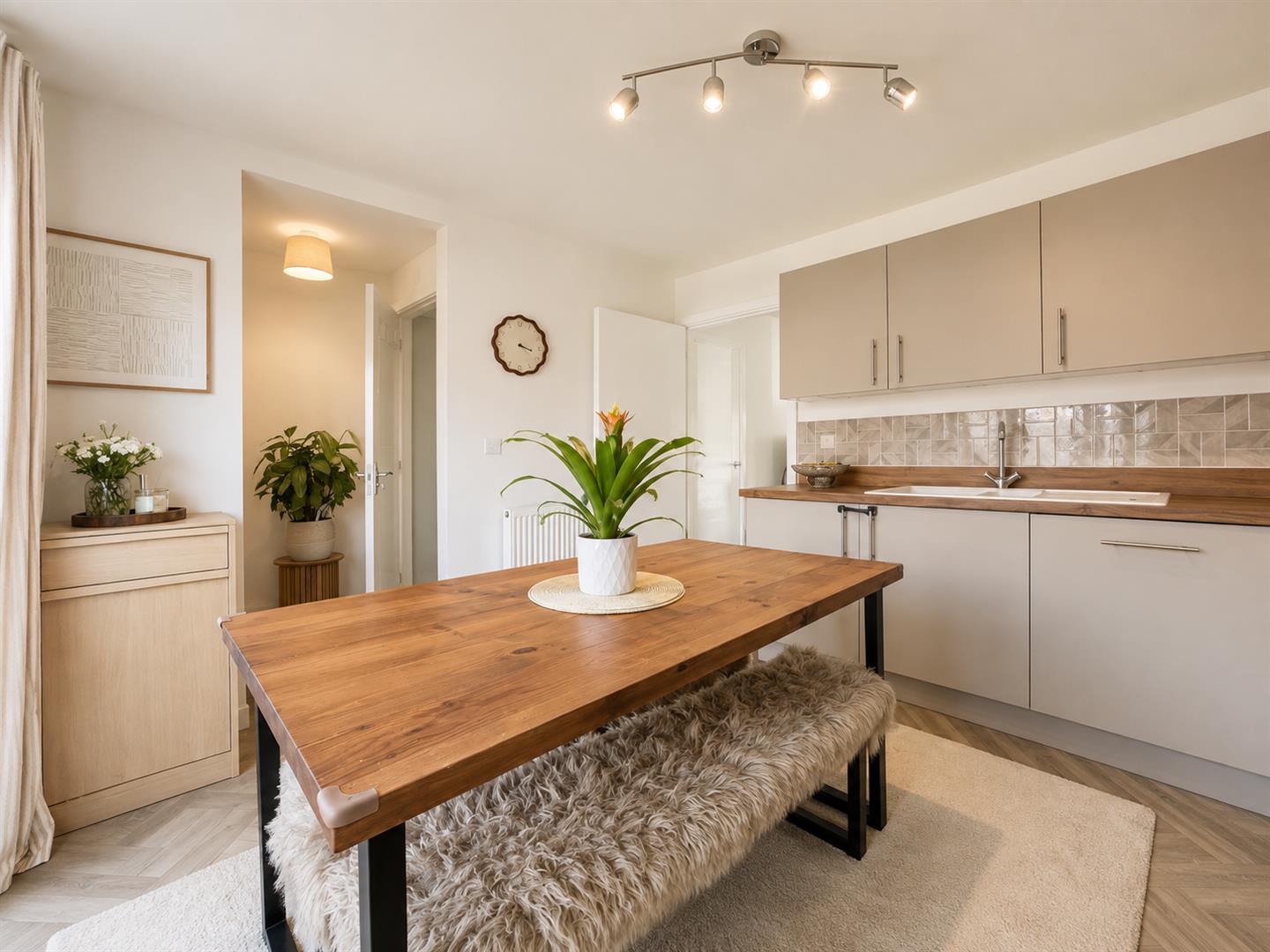 Claridge Crescent, Eagle Farm South, Milton Keynes